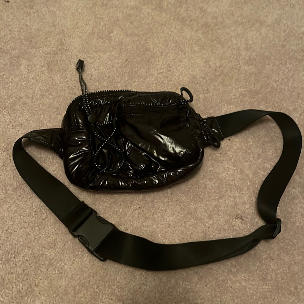 Black Nylon Fanny Pack